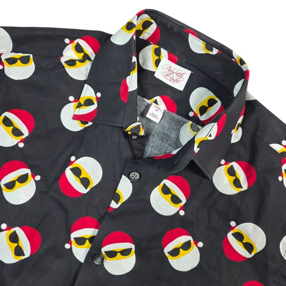 North Pole Trading Co.  Happy Holidays Santa Long Sleeve Shirt Mens Medium